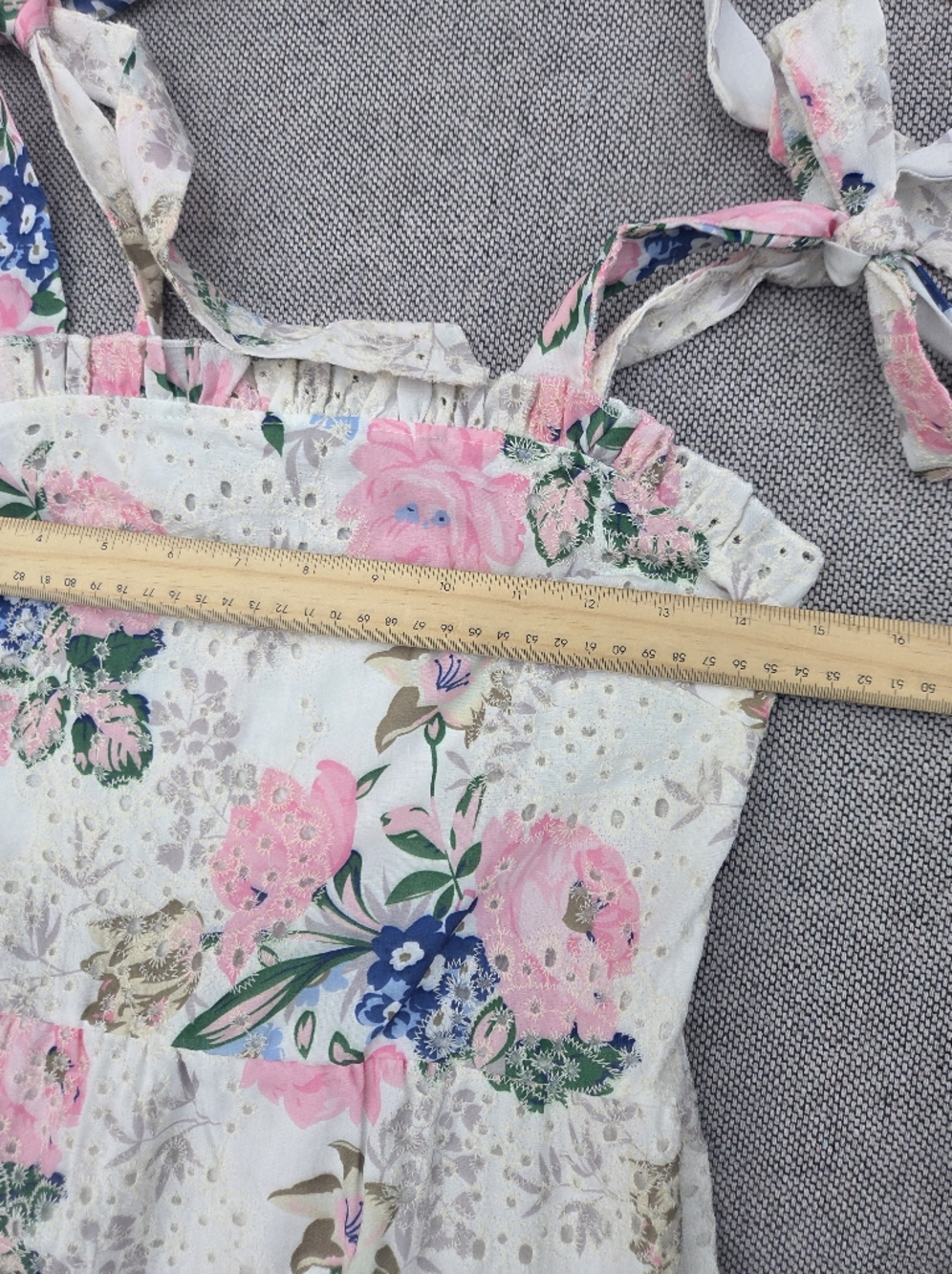 Chicwish NWT Floral Eyelet Midi Dress‎ Tie Strap Zipper Size S - Picture 11 of 13